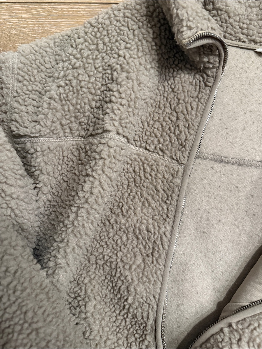 H&M Babywearing before and after Sherpa Teddy Jacket Large - Picture 4 of 5